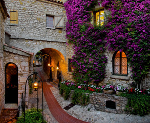 eze-village