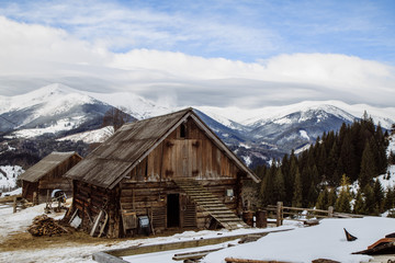 Winter in the mountain village Dzembronya with Chornohora ridge !