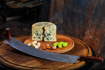 Gorgonzola piccante Italian blue cheese, made from unskimmed cow's milk.