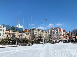 Fototapeta na wymiar Winter view of Svetlanskaya street from the square of Fighters for the power of the Soviets. Russia, Vladivostok