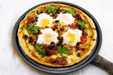 Pizza Fiorentina with Chorizo, egg