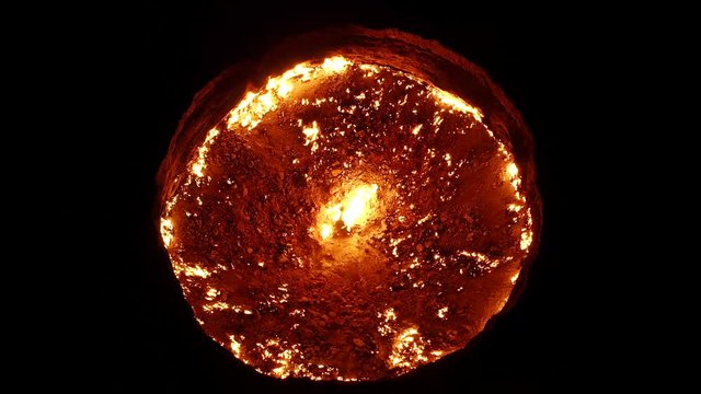 darvaza gas grater door to hell in Turkmenistan