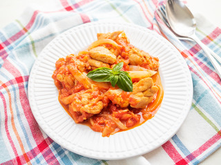 チキンのトマト煮込み