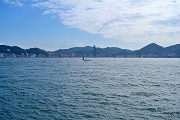 関門海峡を航行する漁船の情景＠山口