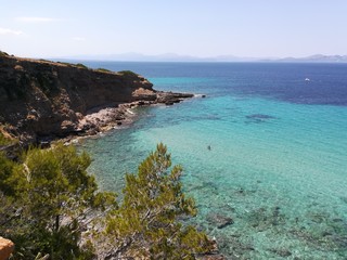 Fototapeta na wymiar Paradise turquoise beach. Mediterranean sea. Mallorca Island.