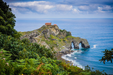 Fototapeta na wymiar Incredible view of the island of Gastelugache. Basque country. Northern spain