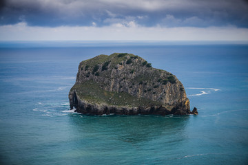 Obraz premium Huge cliffs near the island of Gastelugache. Basque country. Northern spain