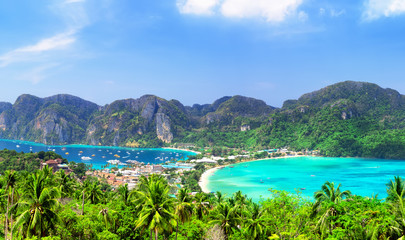 Panoramic view at viewpoint of beautiful tropical Phi Phi island. - obrazy, fototapety, plakaty