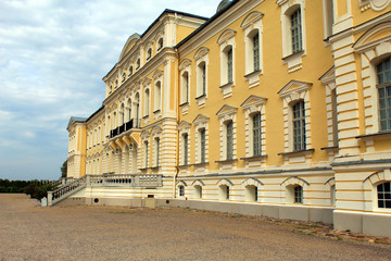 Fototapeta na wymiar Old Palace in the Latvia