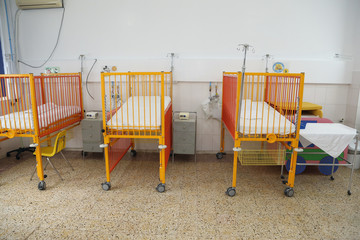 Hospital room with few beds in maternity ward