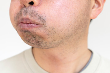 Fototapeta premium 無精ひげの男の口元