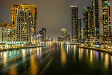 Fototapeta na wymiar Dubai Marina skyline view from riverside 