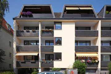 Balkone, modernes Wohnhaus, Mehrfamilienhaus, Bremen, Deutschland