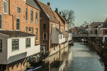 houses on the canal 
