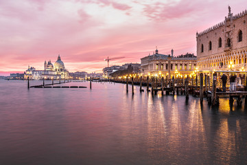 Fototapeta na wymiar Venice sunset over the river 