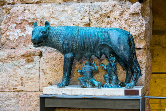 Luperca, Romulus and Remus in Tarragona, Catalonia, Spain.
