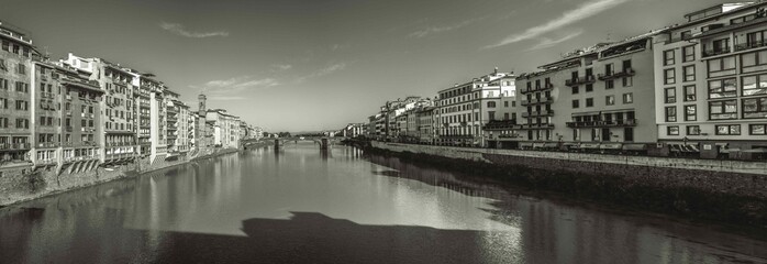 Fototapeta premium italia Florencja stary most na rzece 