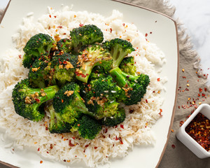 QUICK AND EASY BROCCOLI WITH GARLIC SAUCE Over Rice