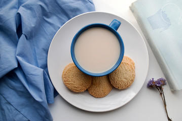 coffee with milk, tea with milk, gluten free, blue, round, biscuit, rice flour, shortbread liver, book, morning, sweet, still life, gourmet, dark, kitchen, sugar, dish, breakfast, cup, ingredients, de