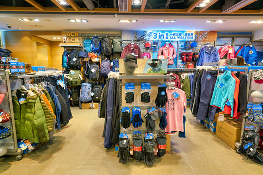 5 871 Best Sporting Goods Store Images Stock Photos Vectors Adobe Stock 5 871 Best Sporting Goods Store Images Stock Photos Vectors Adobe Stock