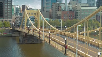 Aerial: Andy Warhol bridge over the Allegheny River & downtown Pittsburgh, Pennsylvania, USA. 16 September 2019