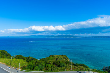 沖縄の海岸風景