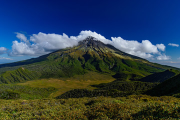 Fototapeta premium Mount Taranaki in New Plymouth, New Zealand