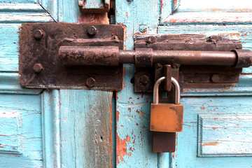 Candado herrumbrado