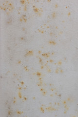 Metal sheet that has a long service life, therefore rusting.