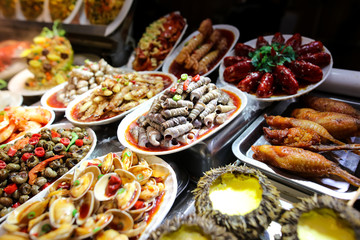 Seafood in a shop window in a cafe.