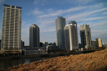 Fototapeta na wymiar 横浜ポートサイトの高層マンション