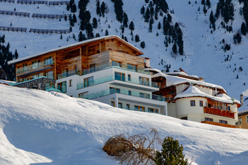 Schi Dorf Obergurgl in 2000 Höhenmetern im Winter, Tirol, Österreich,