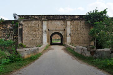 Fototapeta na wymiar One of the entrance gate of Srirangapatna Fort, built by the Timmanna Nayaka in 1454, the fort came to prominence during the rule of Tipu Sultan, Srirangapatna, Karnataka, India