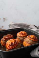 French farce tomatoes recipe (tomatoes stuffed with minced meat)