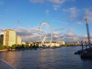 Fototapeta na wymiar London Riesenrad 