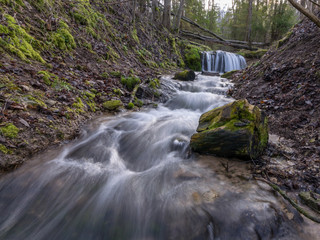 Obraz premium Blurred abstract background of running water