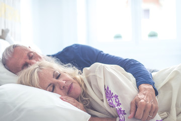 Obraz na płótnie Canvas Senior couple lifestyle moments at home