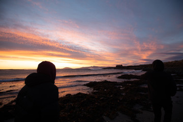 Walk out to Surf in Tasmania