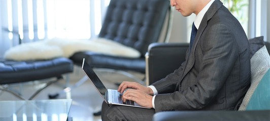 アジア人のビジネスマン　ポートレート