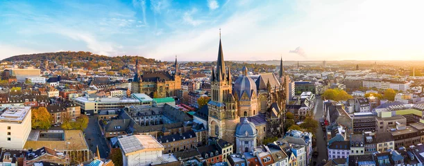 Foto auf Acrylglas Panorama Aachen Stadtbild mit Dom und Rauthaus, Dreiländereck © Vincent