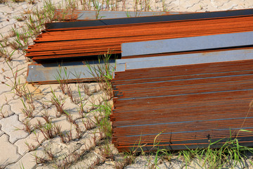 Idle steel scrap
