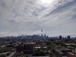 Obraz premium Cloudy Chicago Skyline