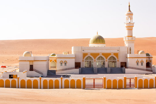 Moschea beduini deserto Wahiba Sand Oman