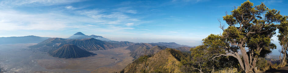 Fototapeta na wymiar Beautiful panoramic view over Mt Bromo volcano in Java Indonesia