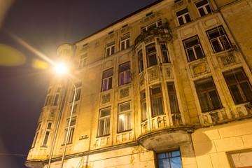 Stary zabytkowy budynek © Heroc