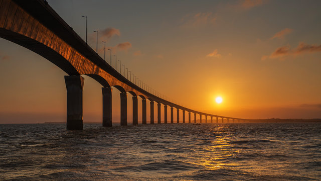 Le pont de l'ile de R&eacute;