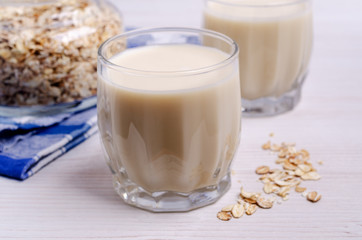 Alternative milk with the oats