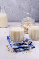 Alternative milk with the oats