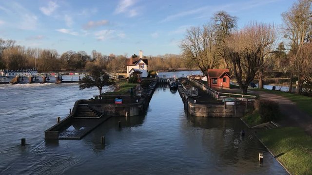 water management - locks on the river in England