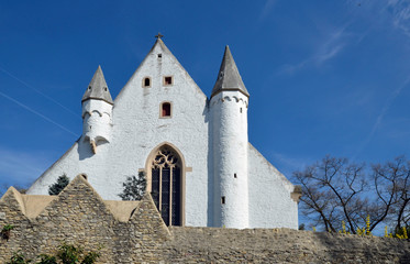 Fototapeta na wymiar burgkirche in ingelheim